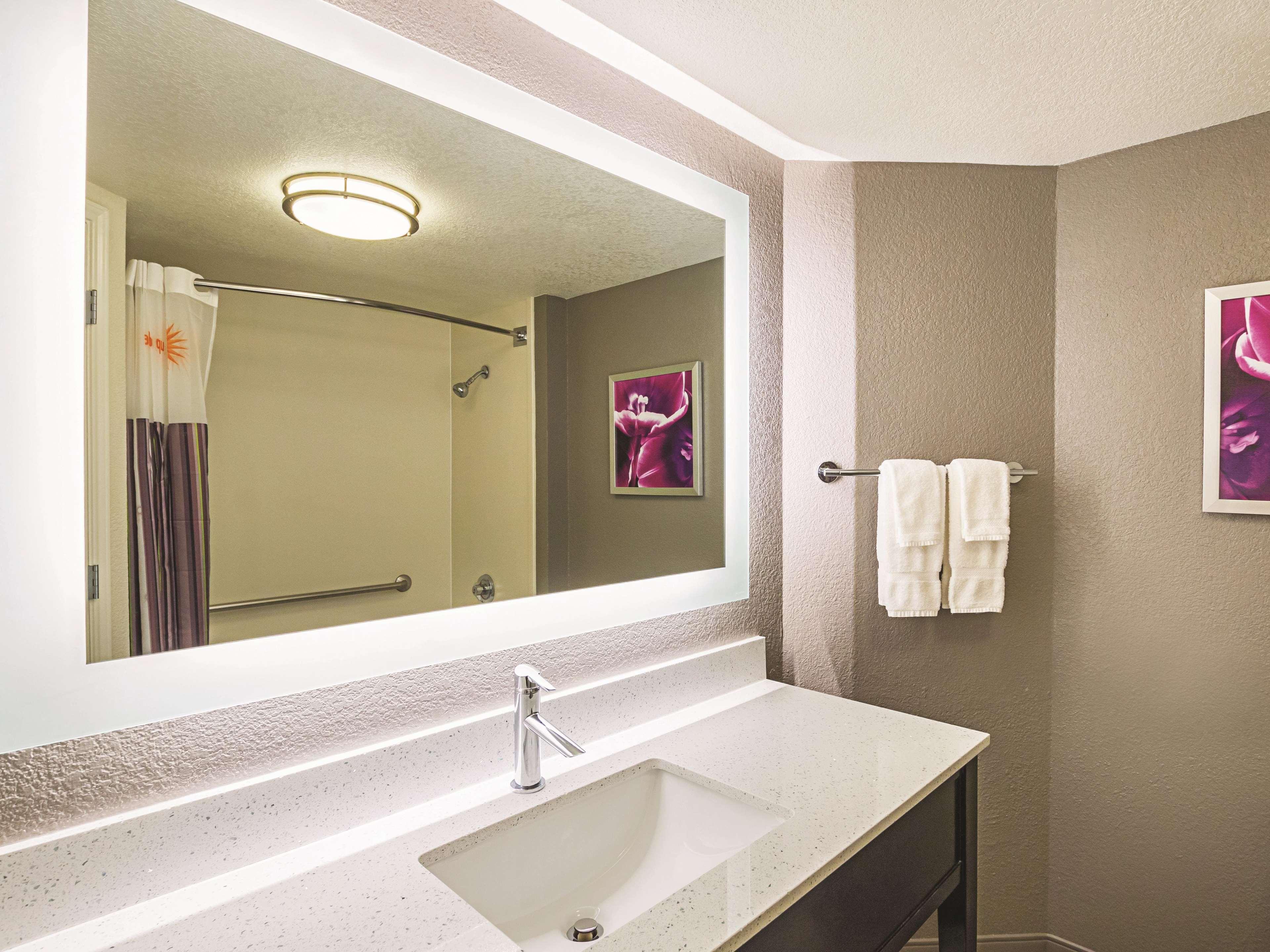 La Quinta By Wyndham Fort Worth North מראה חיצוני תמונה